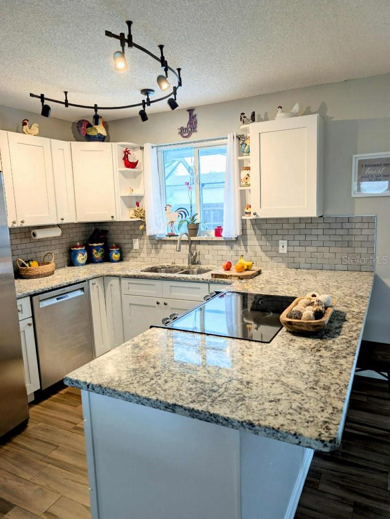 LANTERN PARK UNITS 01 & 02 - Residential