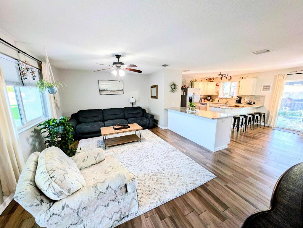 LANTERN PARK UNITS 01 & 02 - Residential