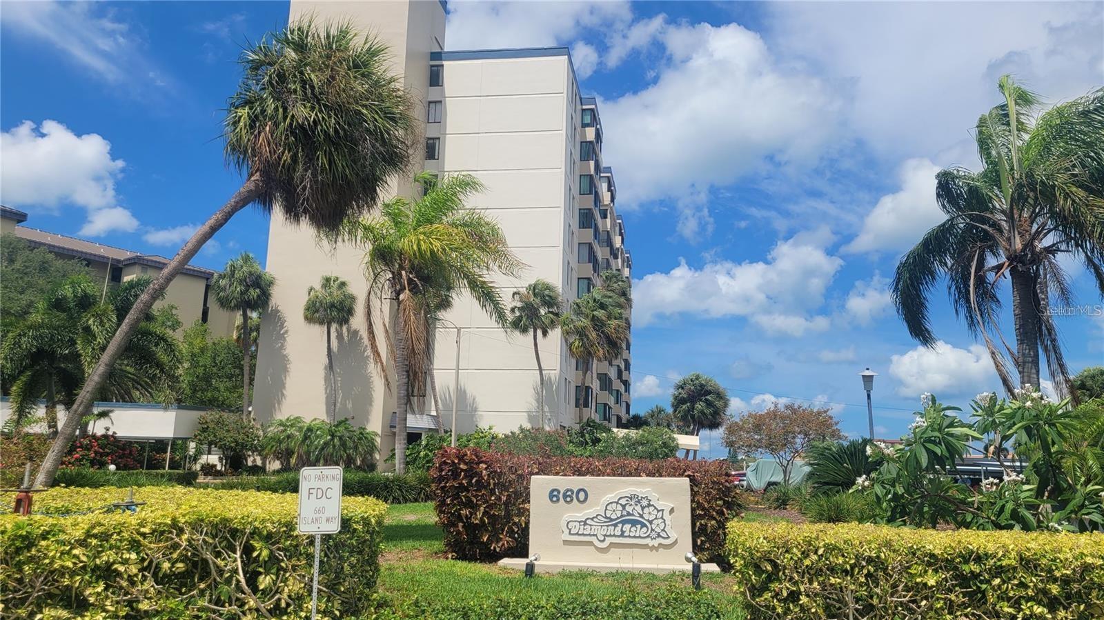 DIAMOND ISLE CONDO - Residential Lease