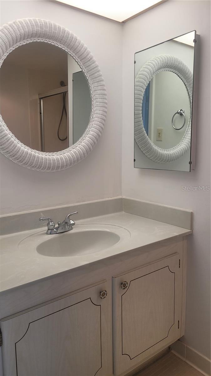 DIAMOND ISLE CONDO - Residential Lease