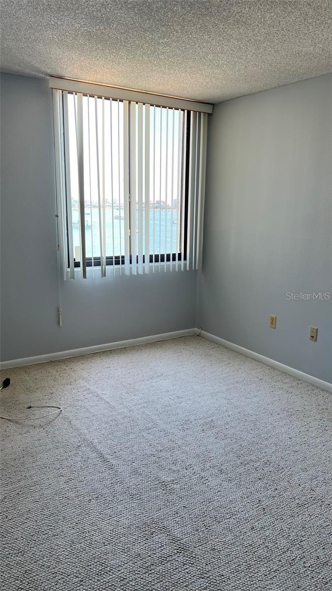 DIAMOND ISLE CONDO - Residential Lease