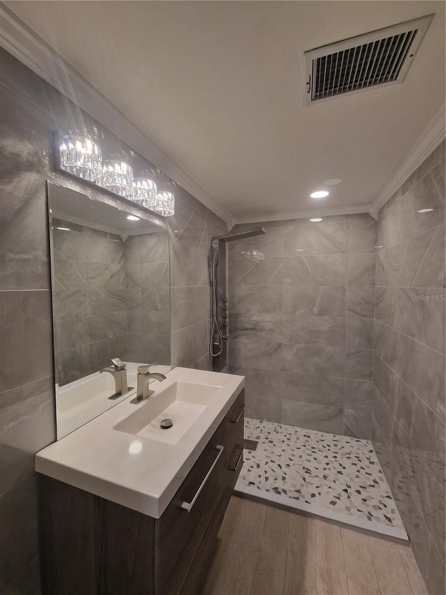 HATCHELLS SUB - Residential