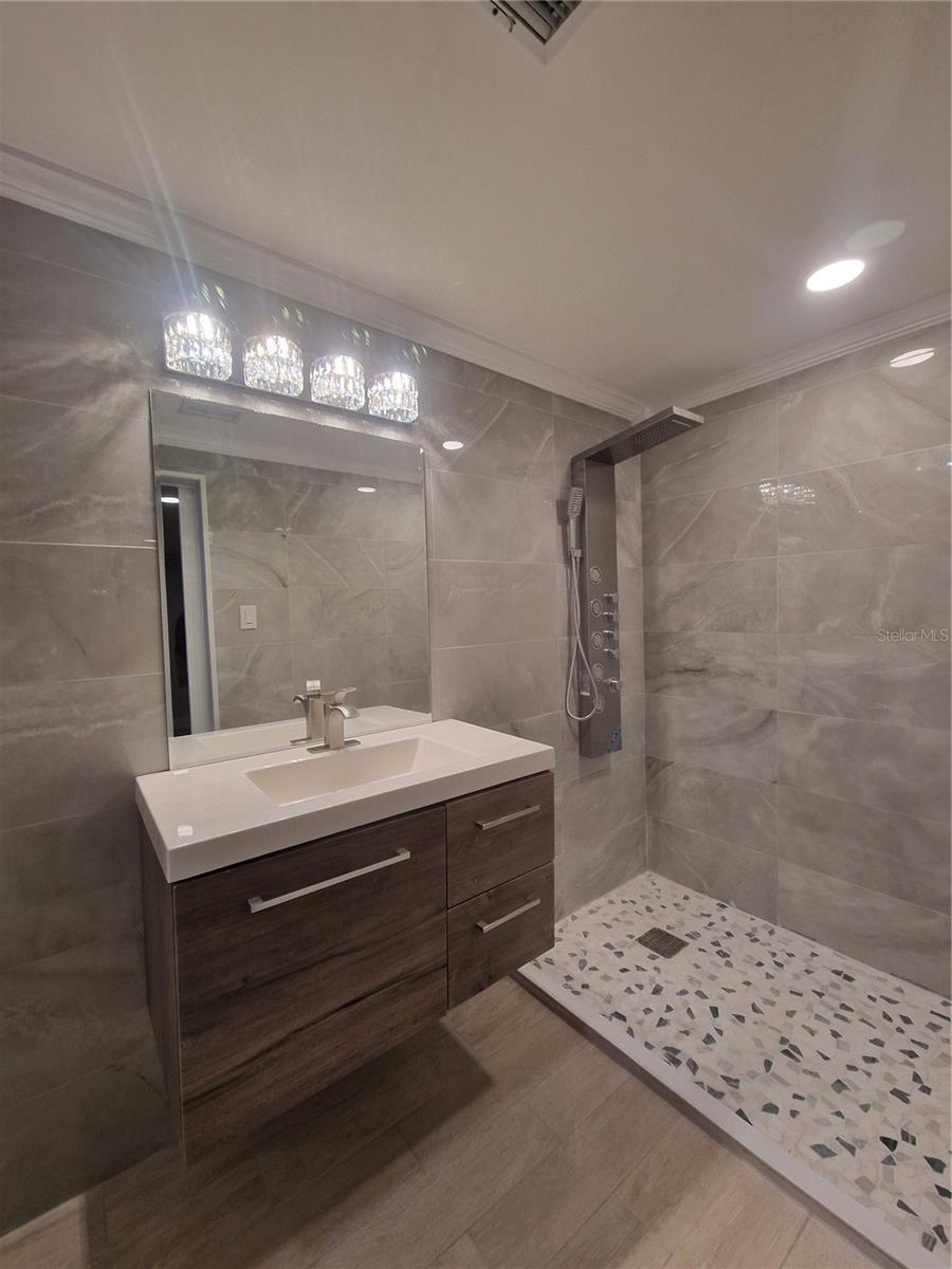 HATCHELLS SUB - Residential