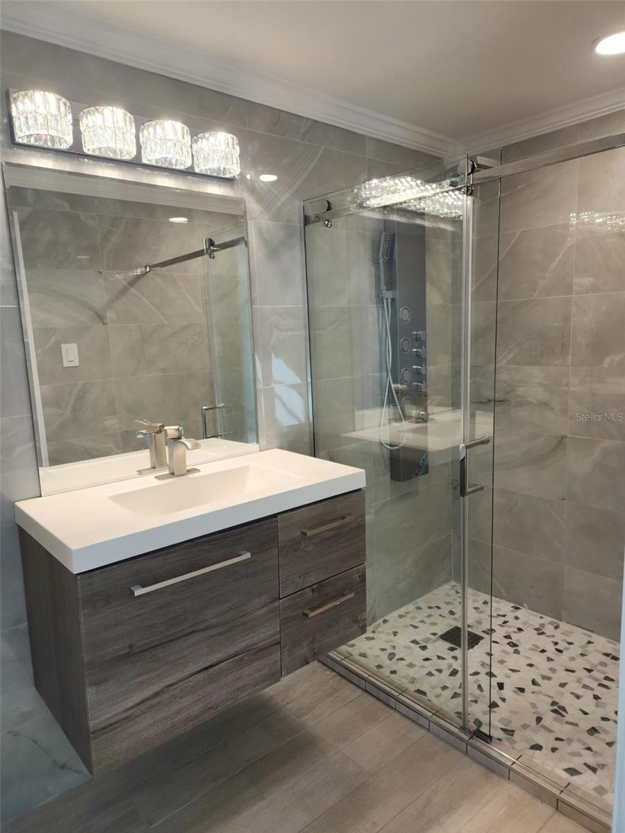 HATCHELLS SUB - Residential