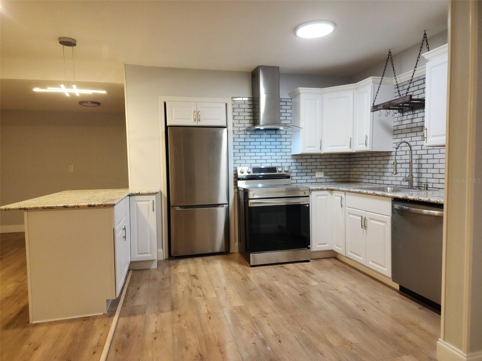 HATCHELLS SUB - Residential