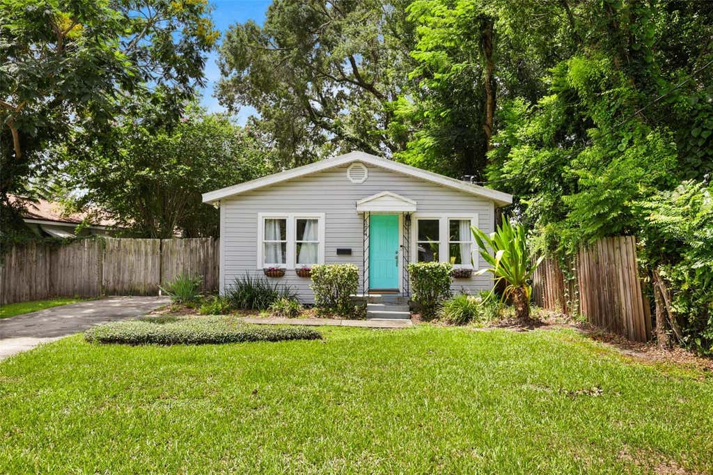 Photo of 1214 E Harding Street, Orlando, FL 32806 (MLS # O6424451)