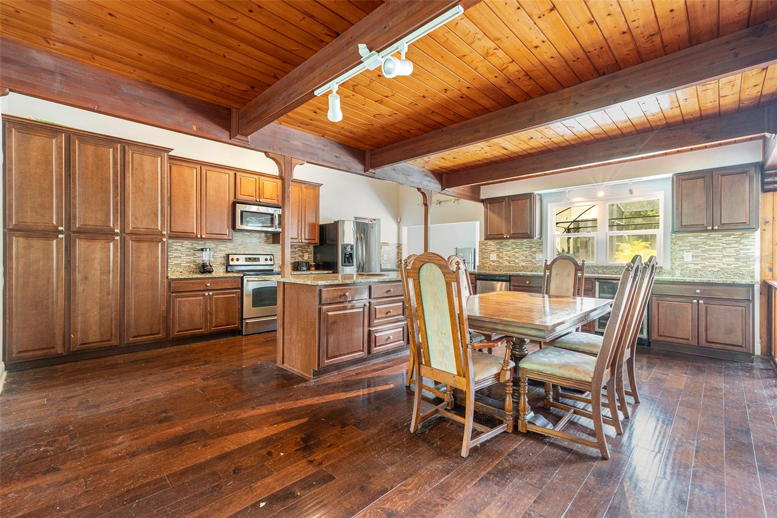 ZEPHYRYHILLS COLONY - Residential