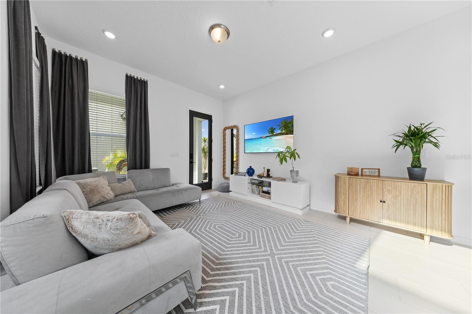 OAKLAND TRLS PH 2 - Residential