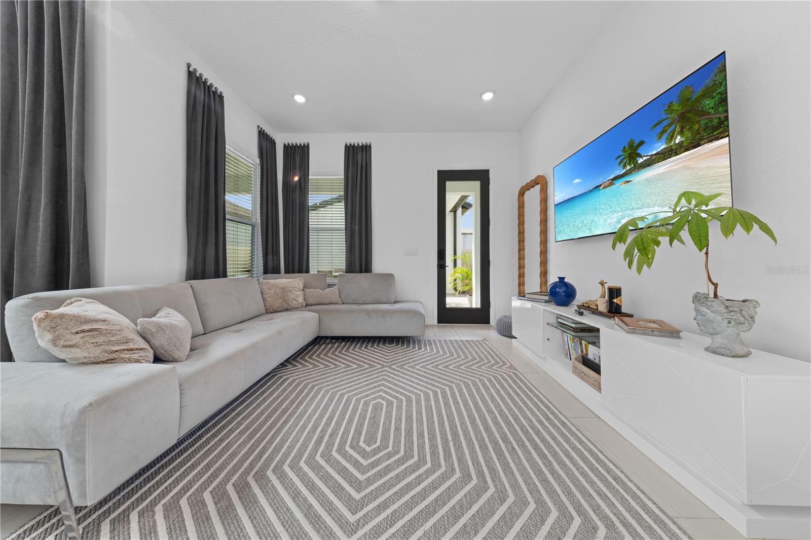 OAKLAND TRLS PH 2 - Residential