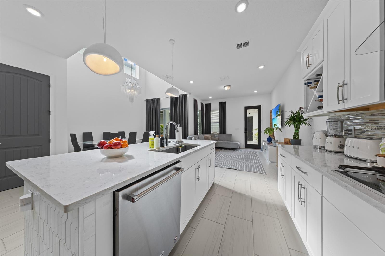 OAKLAND TRLS PH 2 - Residential