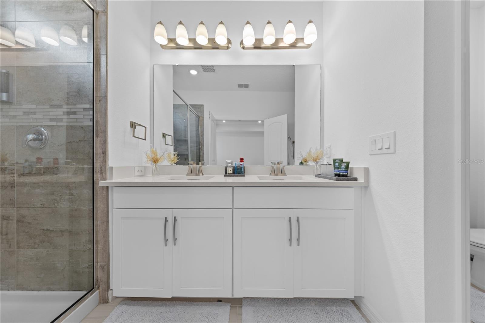 OAKLAND TRLS PH 2 - Residential