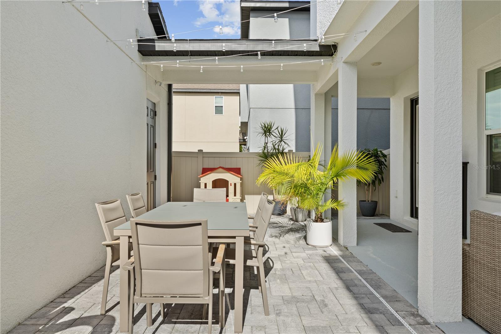 OAKLAND TRLS PH 2 - Residential