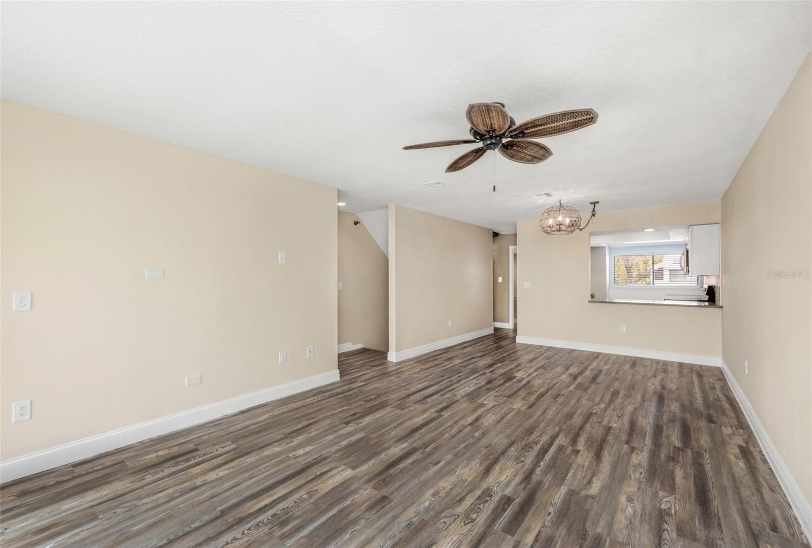 ISLAND CLUB OF TARPON - Residential