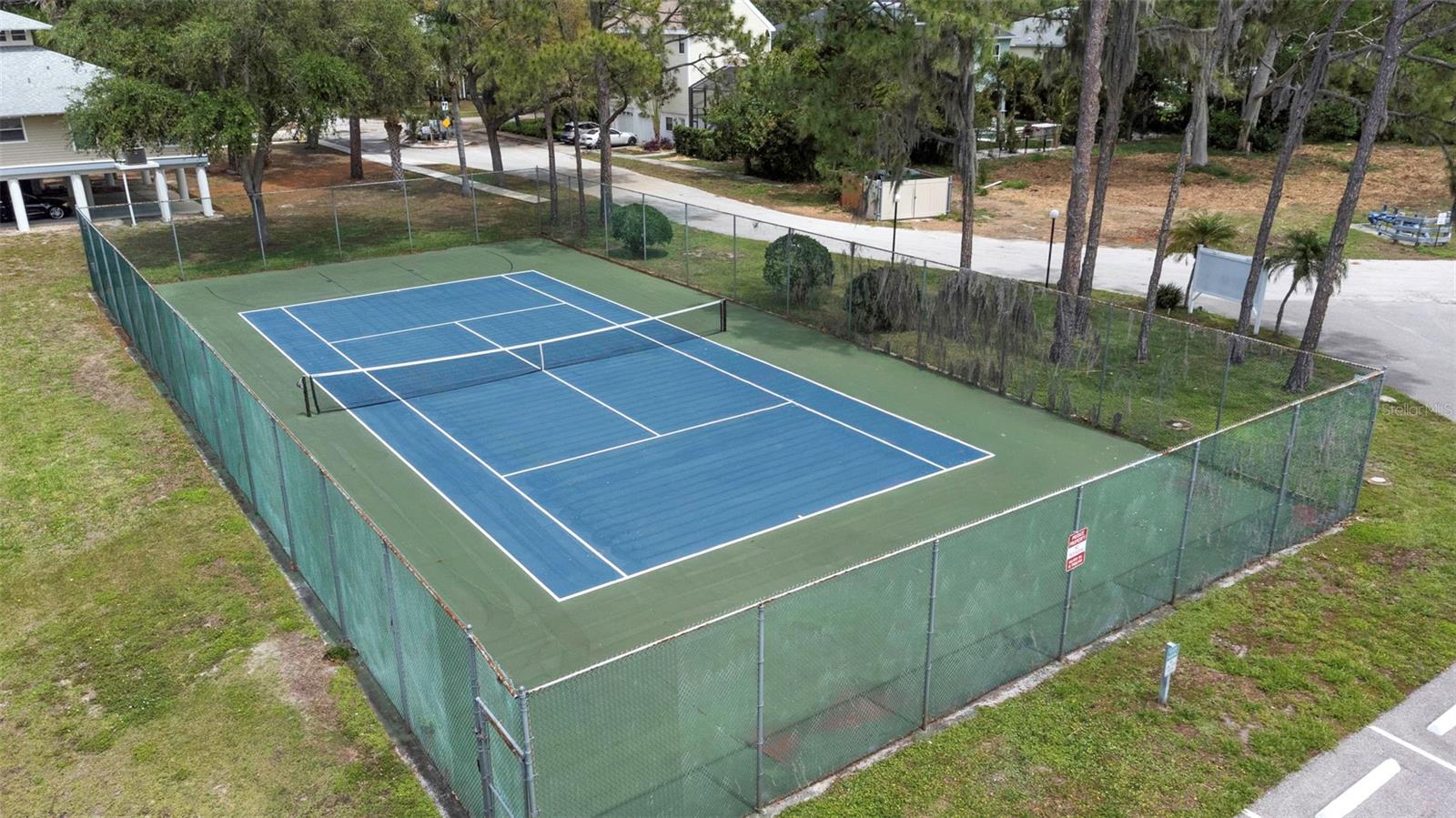 ISLAND CLUB OF TARPON - Residential