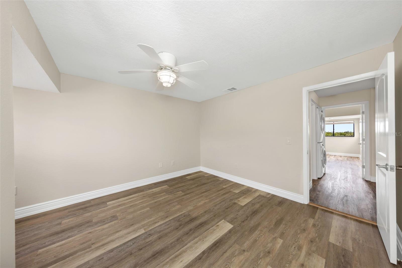 ISLAND CLUB OF TARPON - Residential