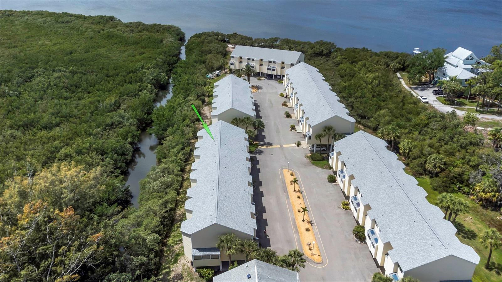 ISLAND CLUB OF TARPON - Residential