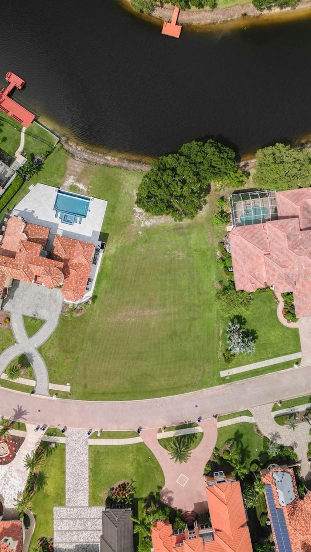 Photo of 17944 Cachet Isle Drive, Tampa, FL 33647 (MLS # TB8405032)