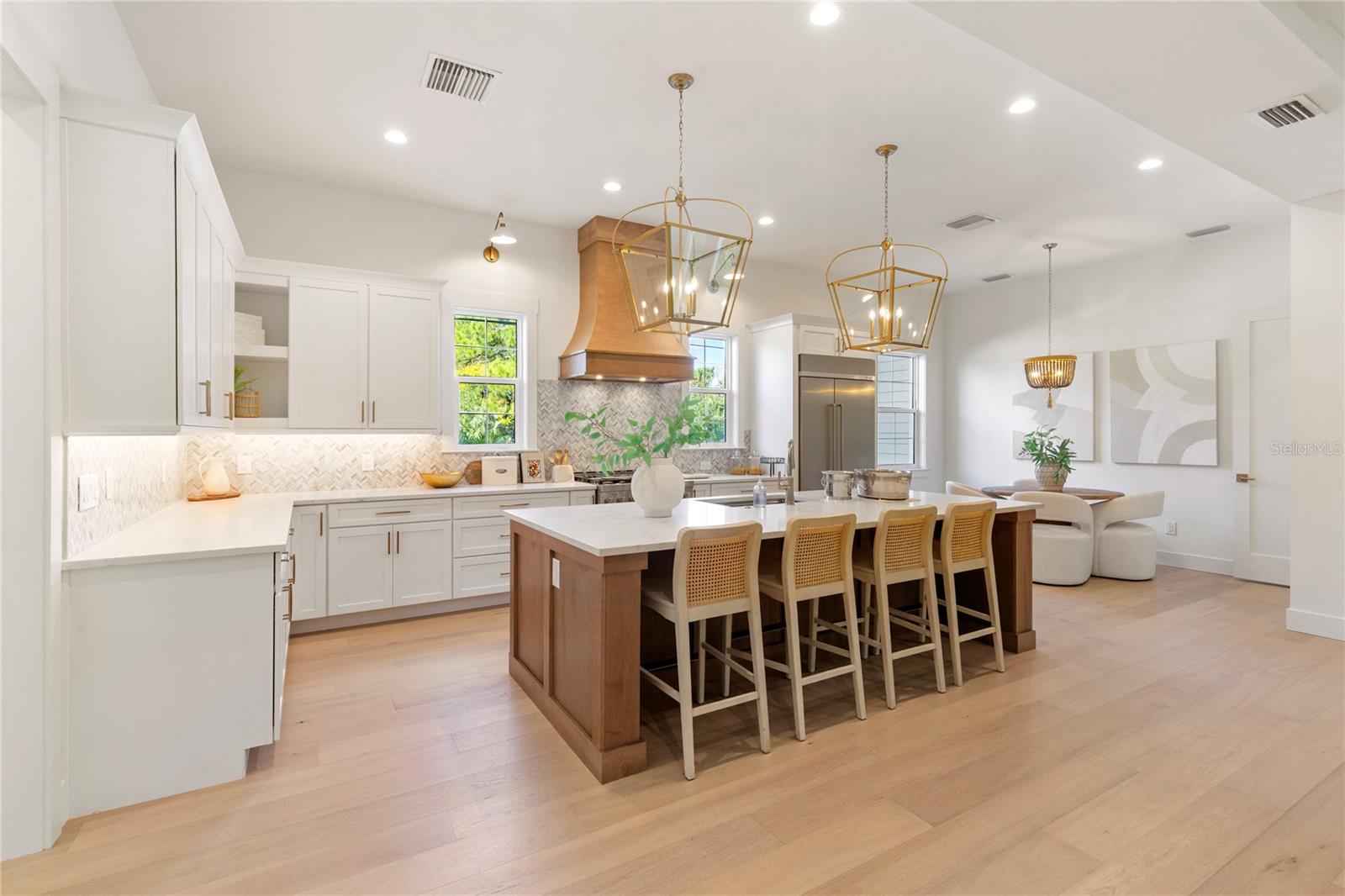 MARYLAND MANOR 2ND UNIT - Residential