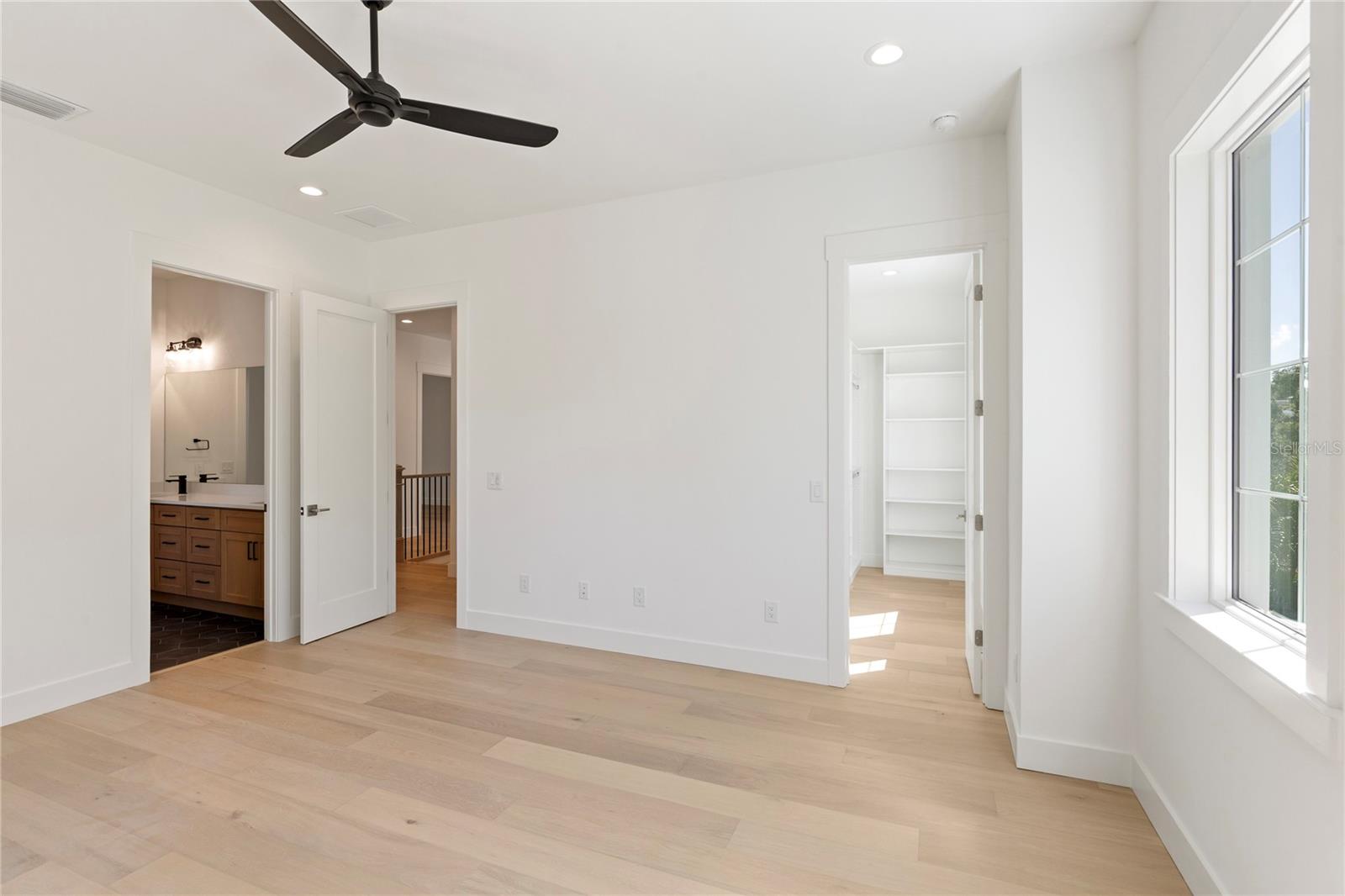 MARYLAND MANOR 2ND UNIT - Residential