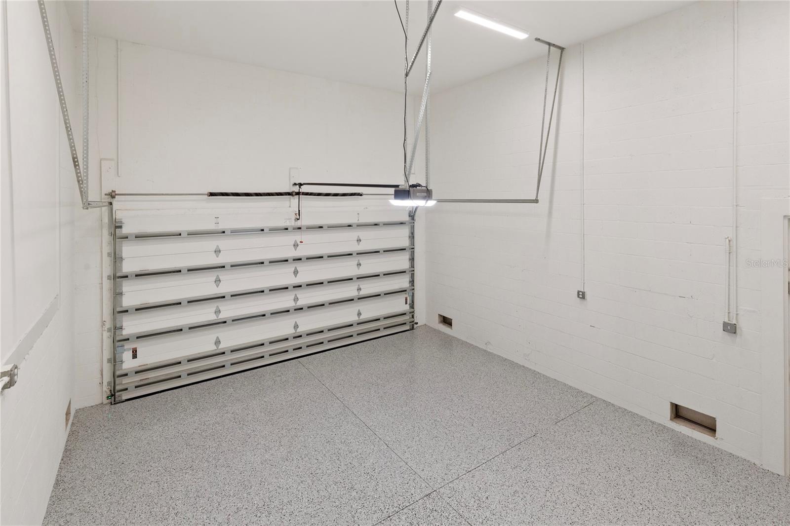 MARYLAND MANOR 2ND UNIT - Residential