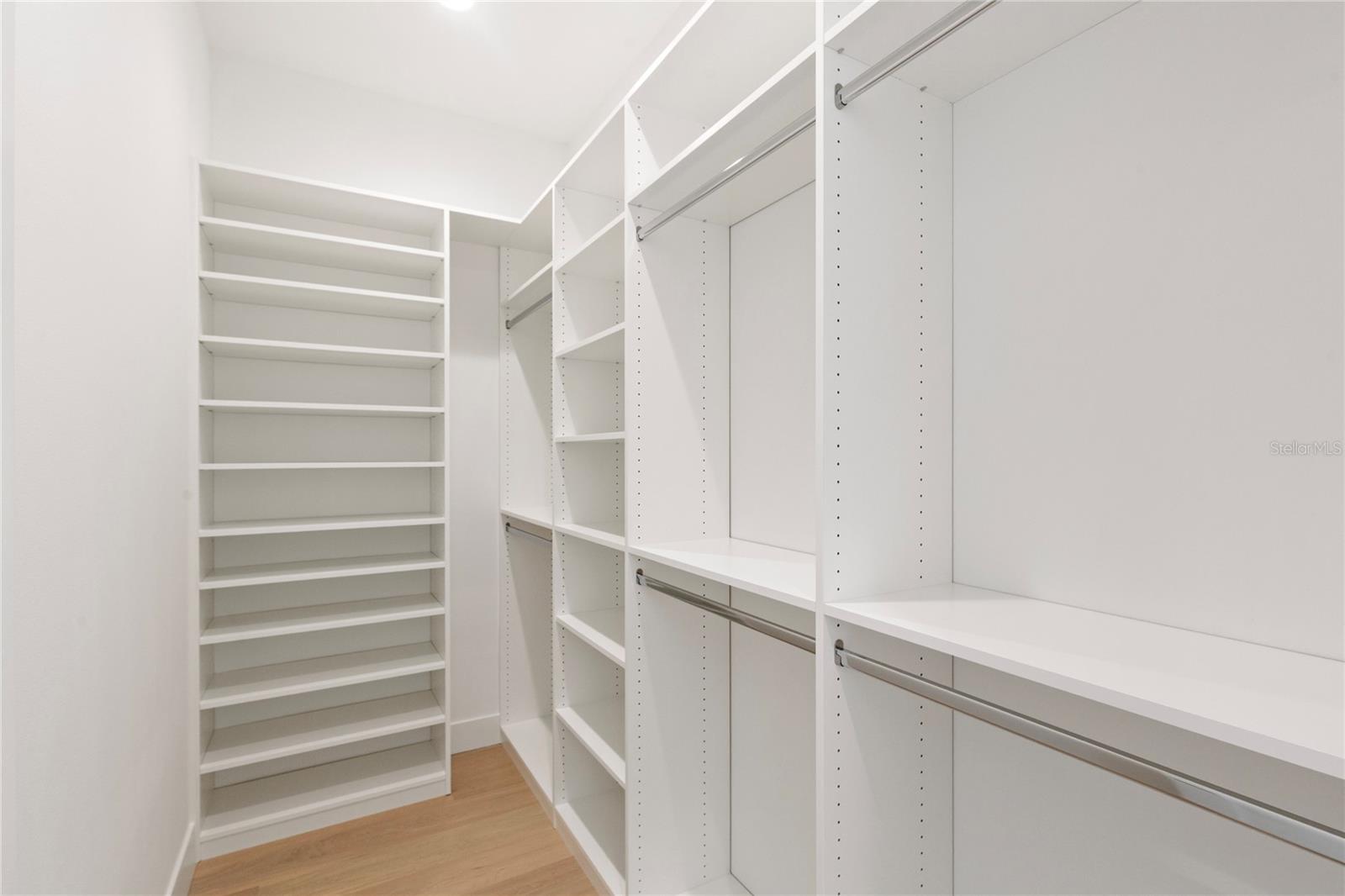 MARYLAND MANOR 2ND UNIT - Residential