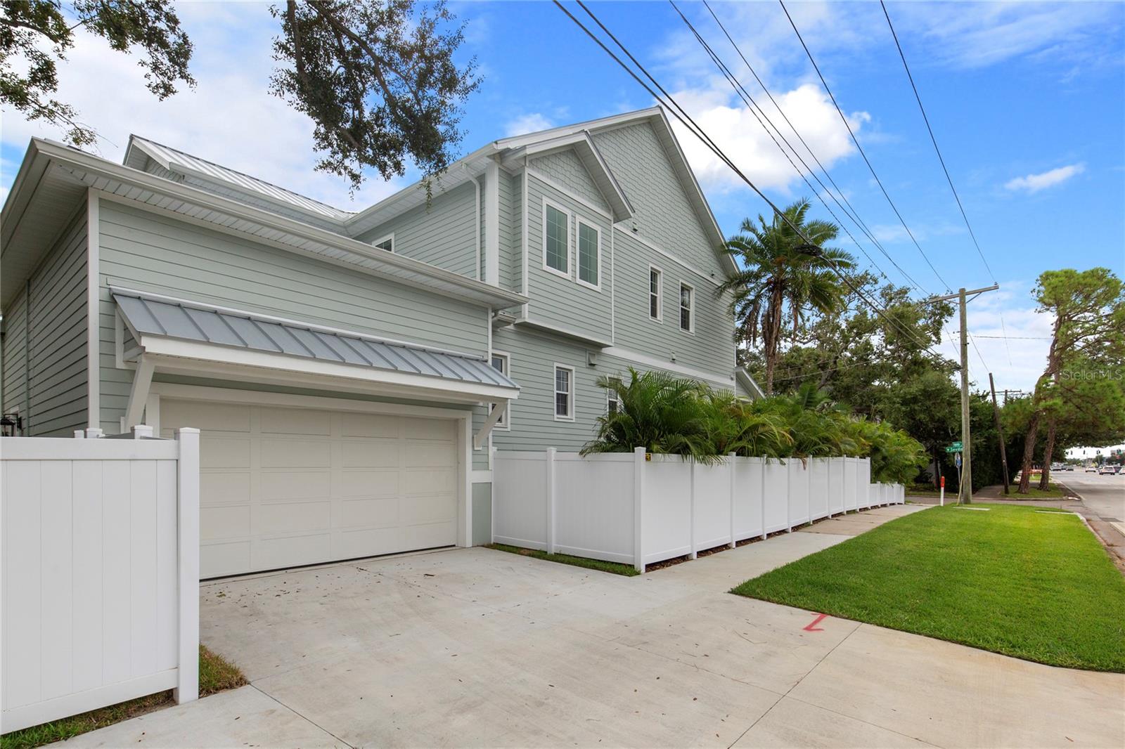 MARYLAND MANOR 2ND UNIT - Residential