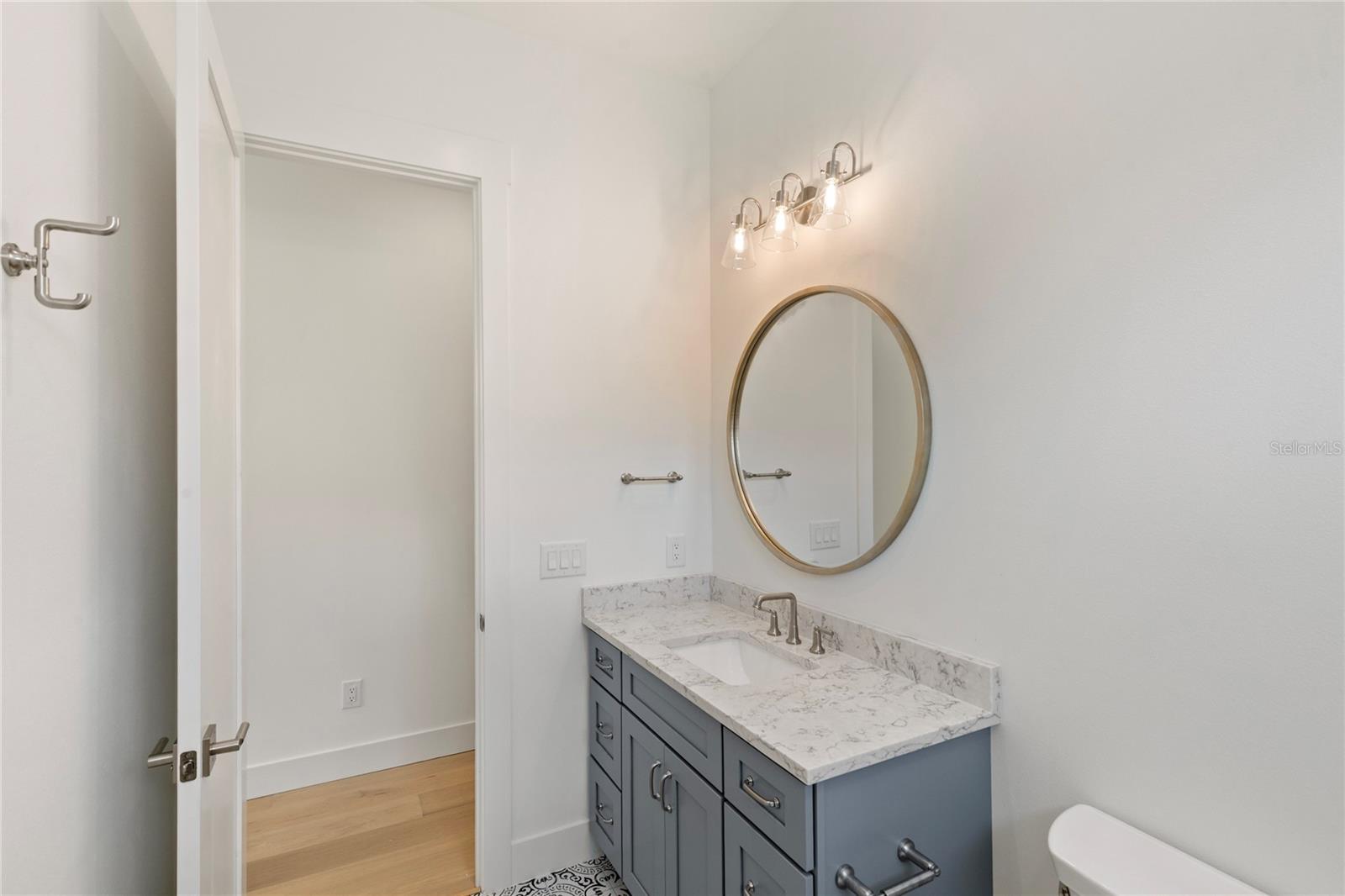 MARYLAND MANOR 2ND UNIT - Residential