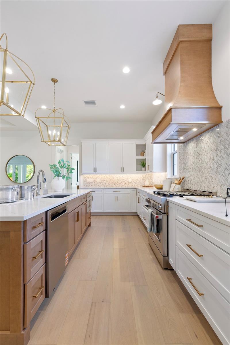 MARYLAND MANOR 2ND UNIT - Residential