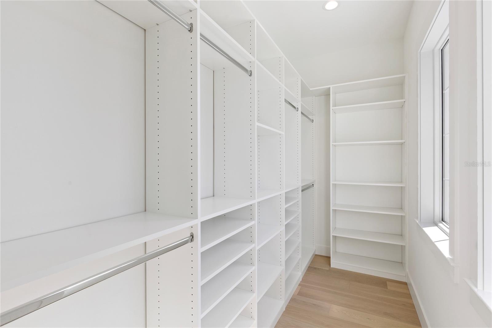 MARYLAND MANOR 2ND UNIT - Residential