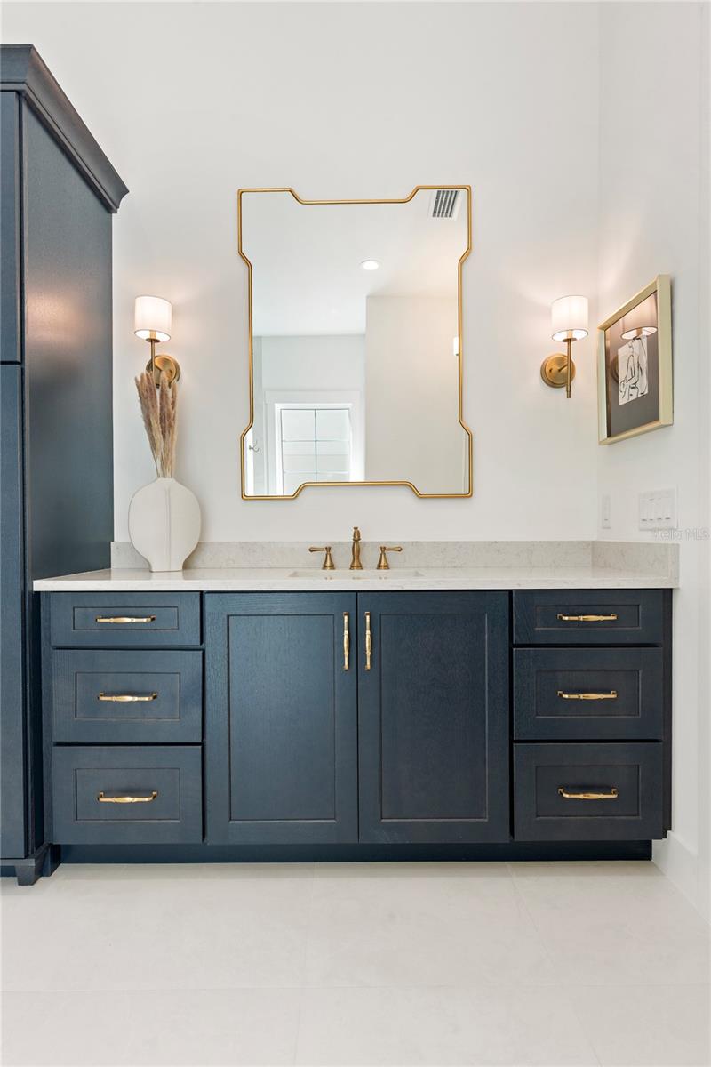 MARYLAND MANOR 2ND UNIT - Residential