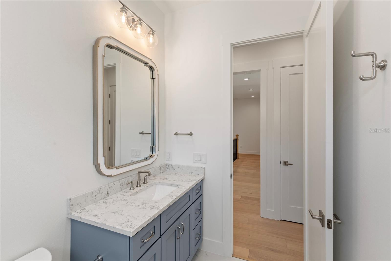 MARYLAND MANOR 2ND UNIT - Residential