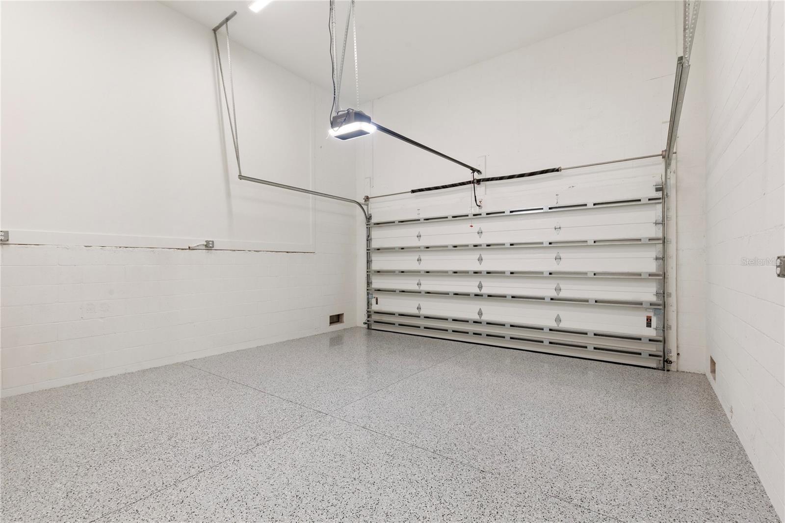 MARYLAND MANOR 2ND UNIT - Residential