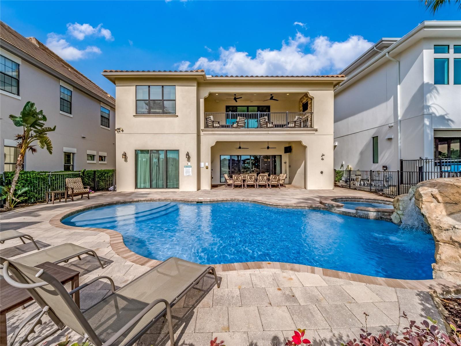 REUNION WEST VLGS NORTH - Residential