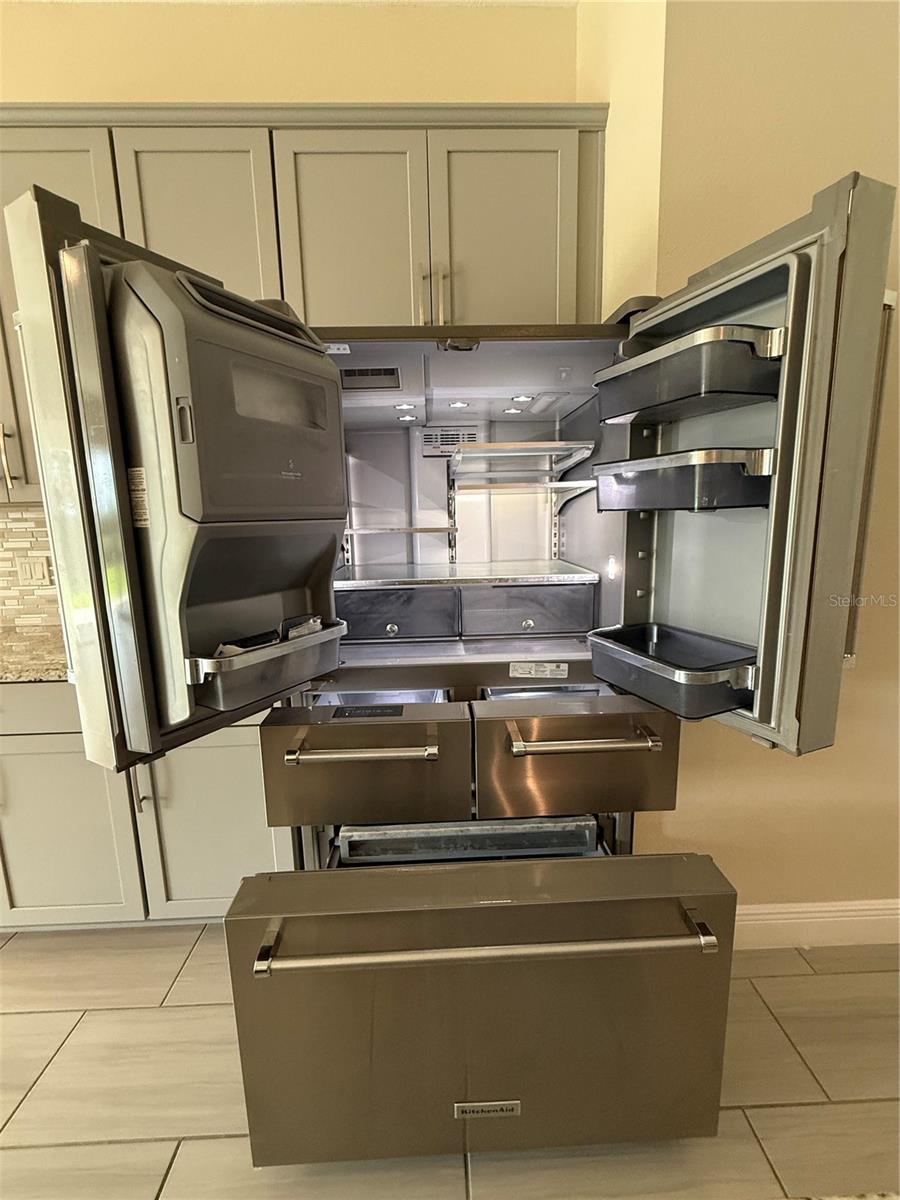 TWINWATERS - Residential