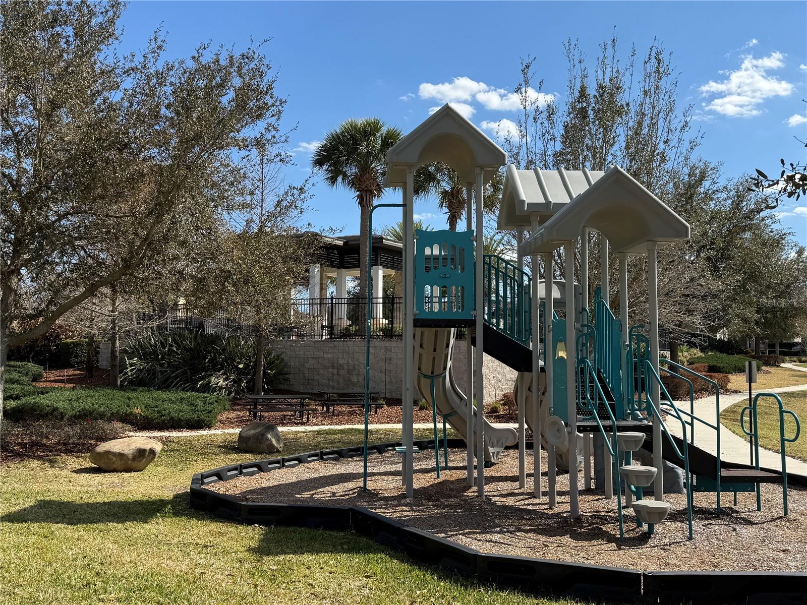 TWINWATERS - Residential