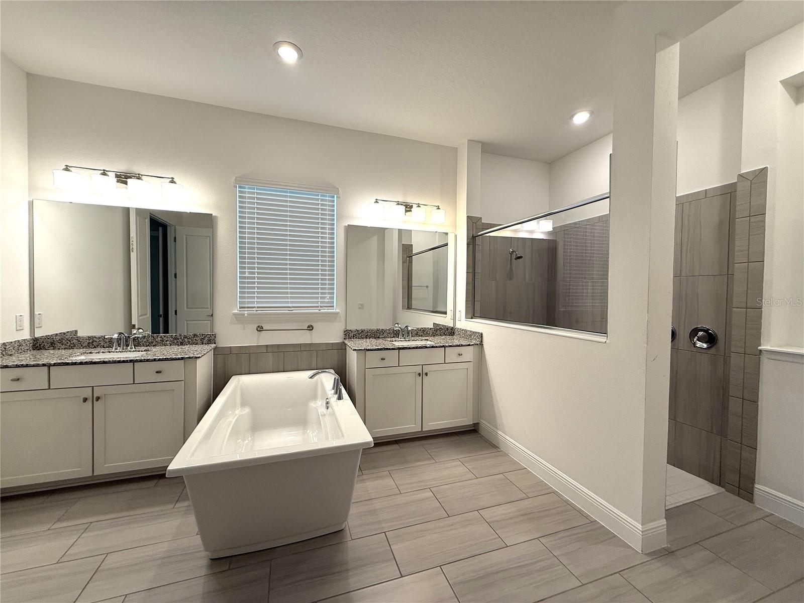 TWINWATERS - Residential