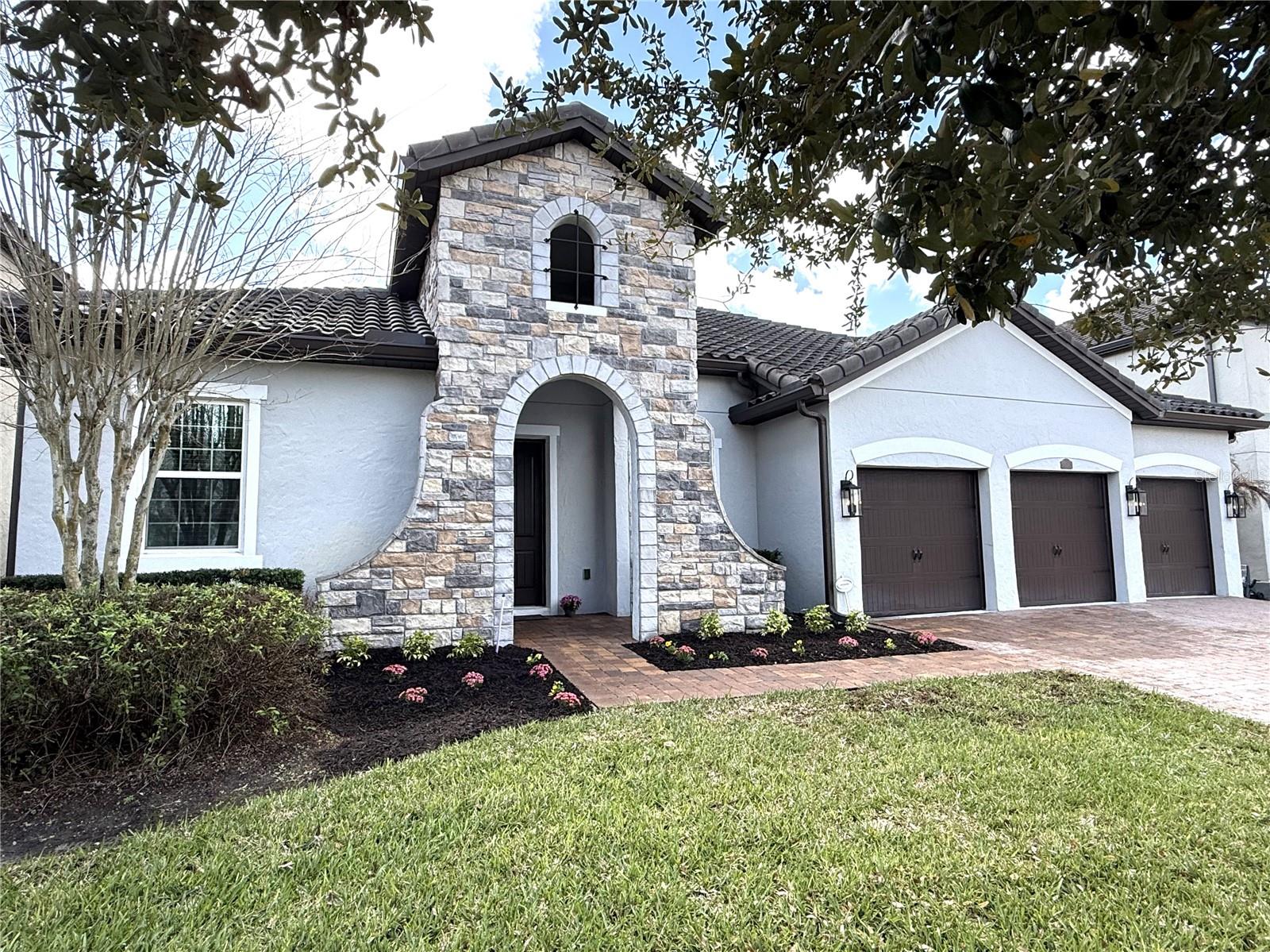 TWINWATERS - Residential