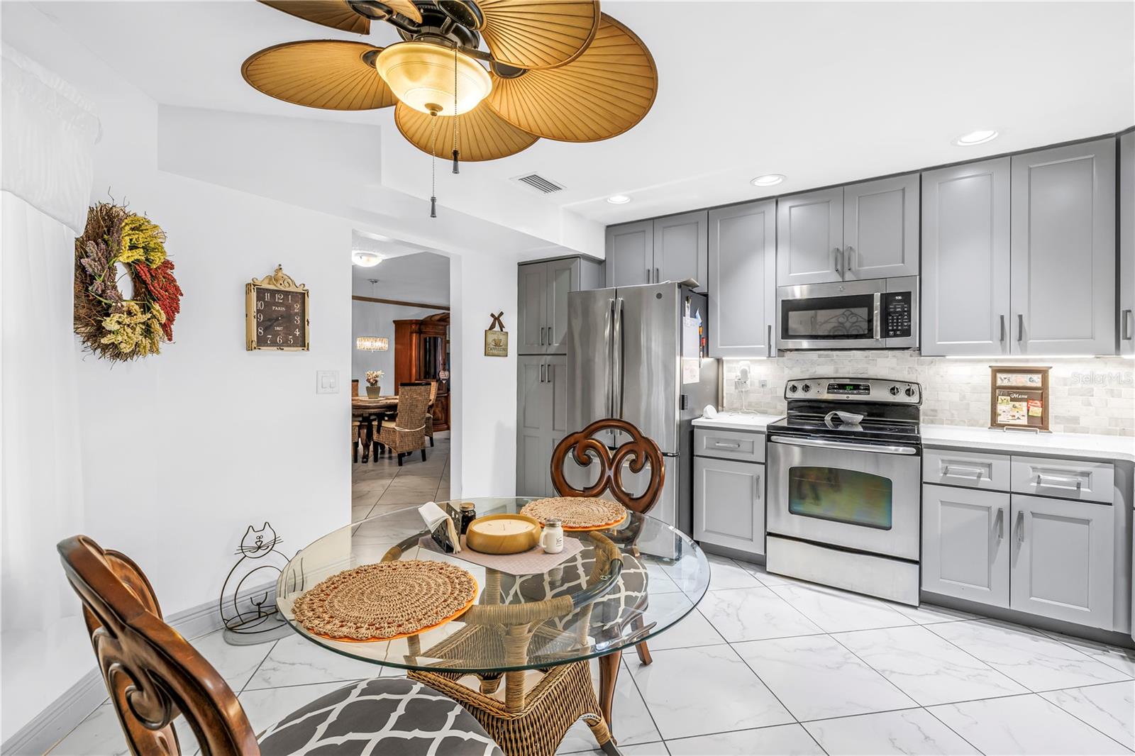 SPRING LAKES V - Residential