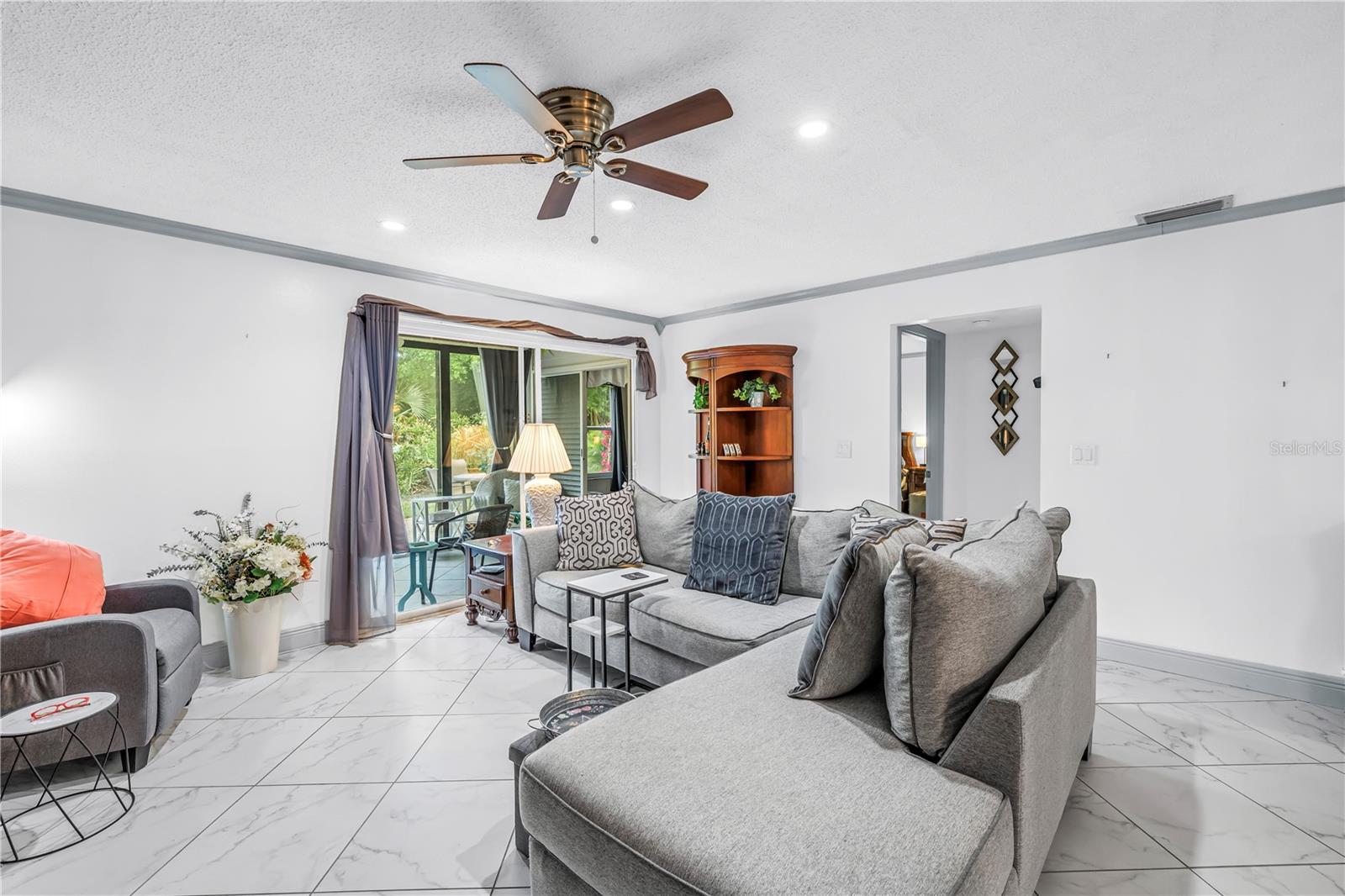 SPRING LAKES V - Residential