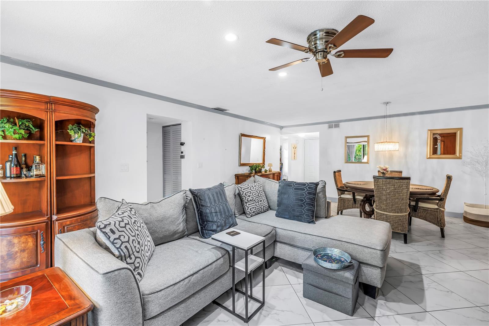 SPRING LAKES V - Residential