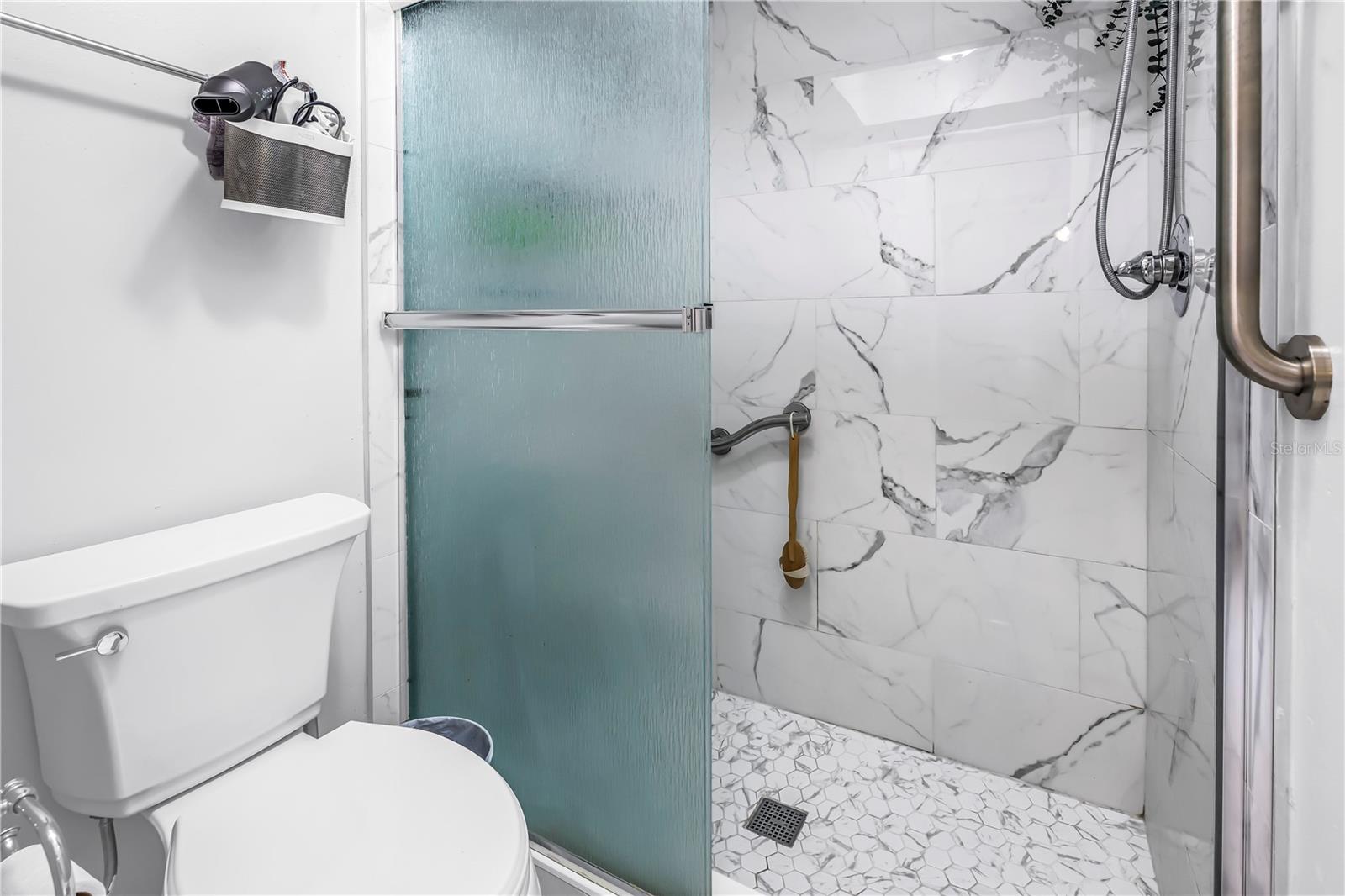 SPRING LAKES V - Residential