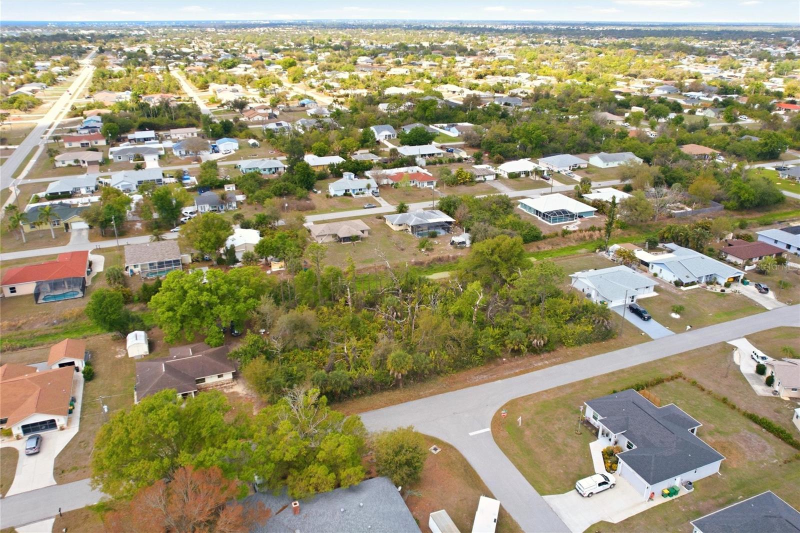 PORT CHARLOTTE SEC 064 - Land