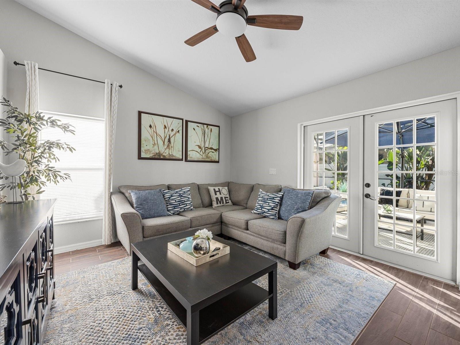 REMINGTON OAKS PH 01 - Residential