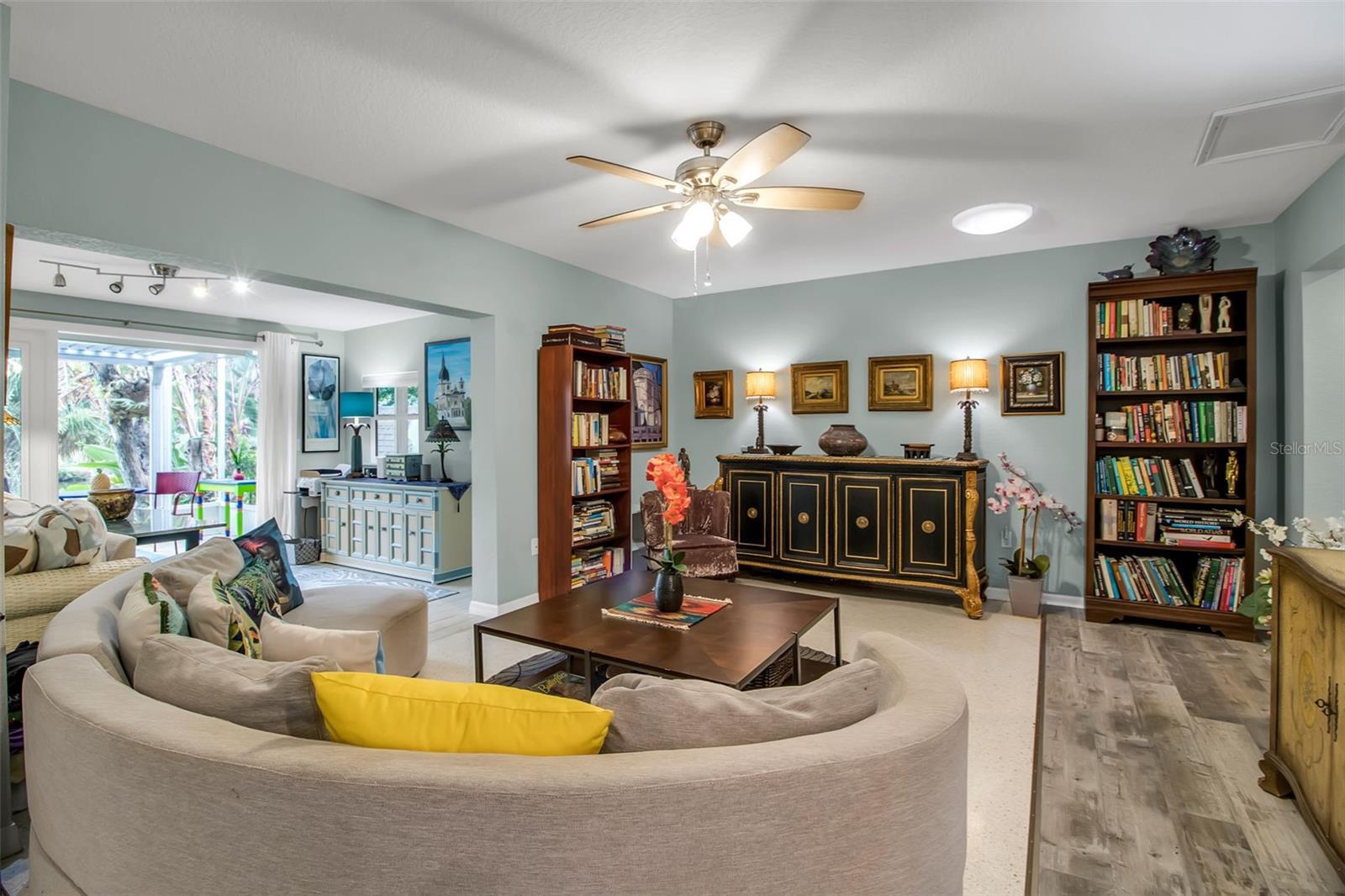 LAKE PARK - Residential