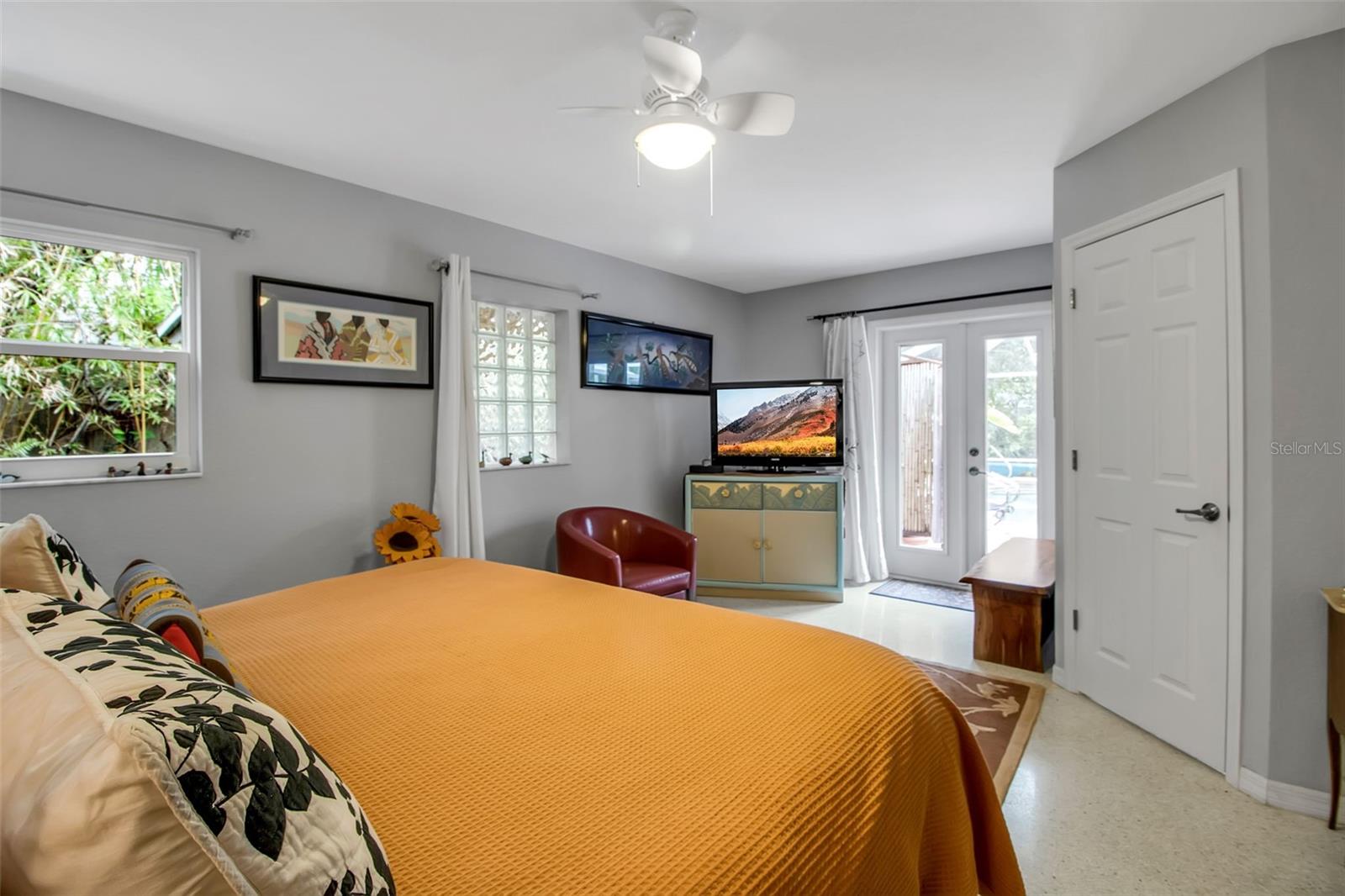 LAKE PARK - Residential