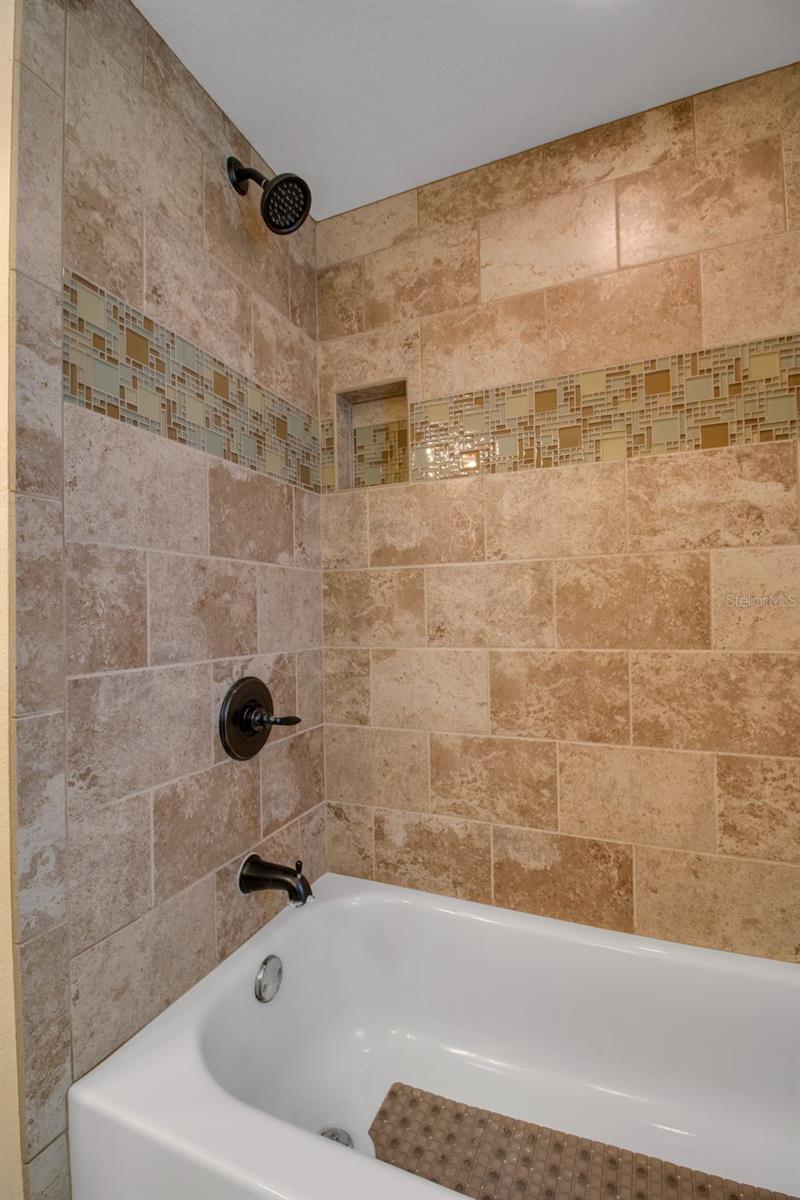 LAKE PARK - Residential