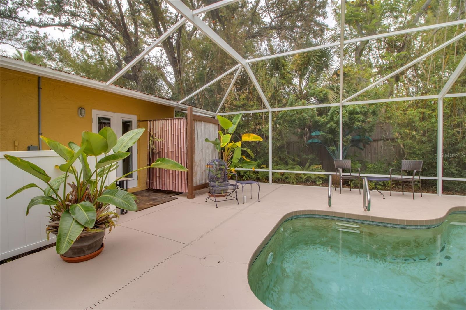 LAKE PARK - Residential