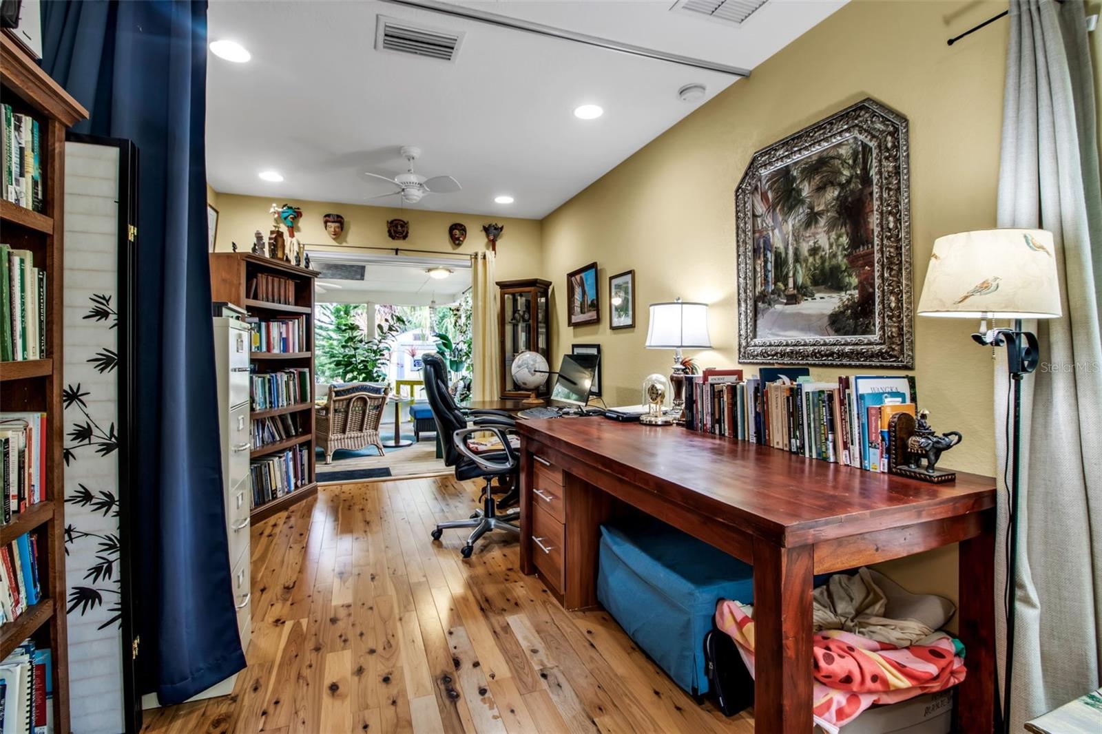 LAKE PARK - Residential