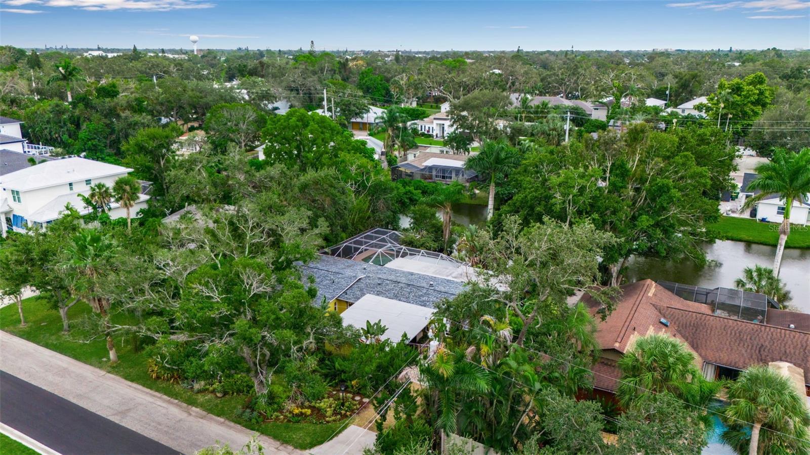 LAKE PARK - Residential