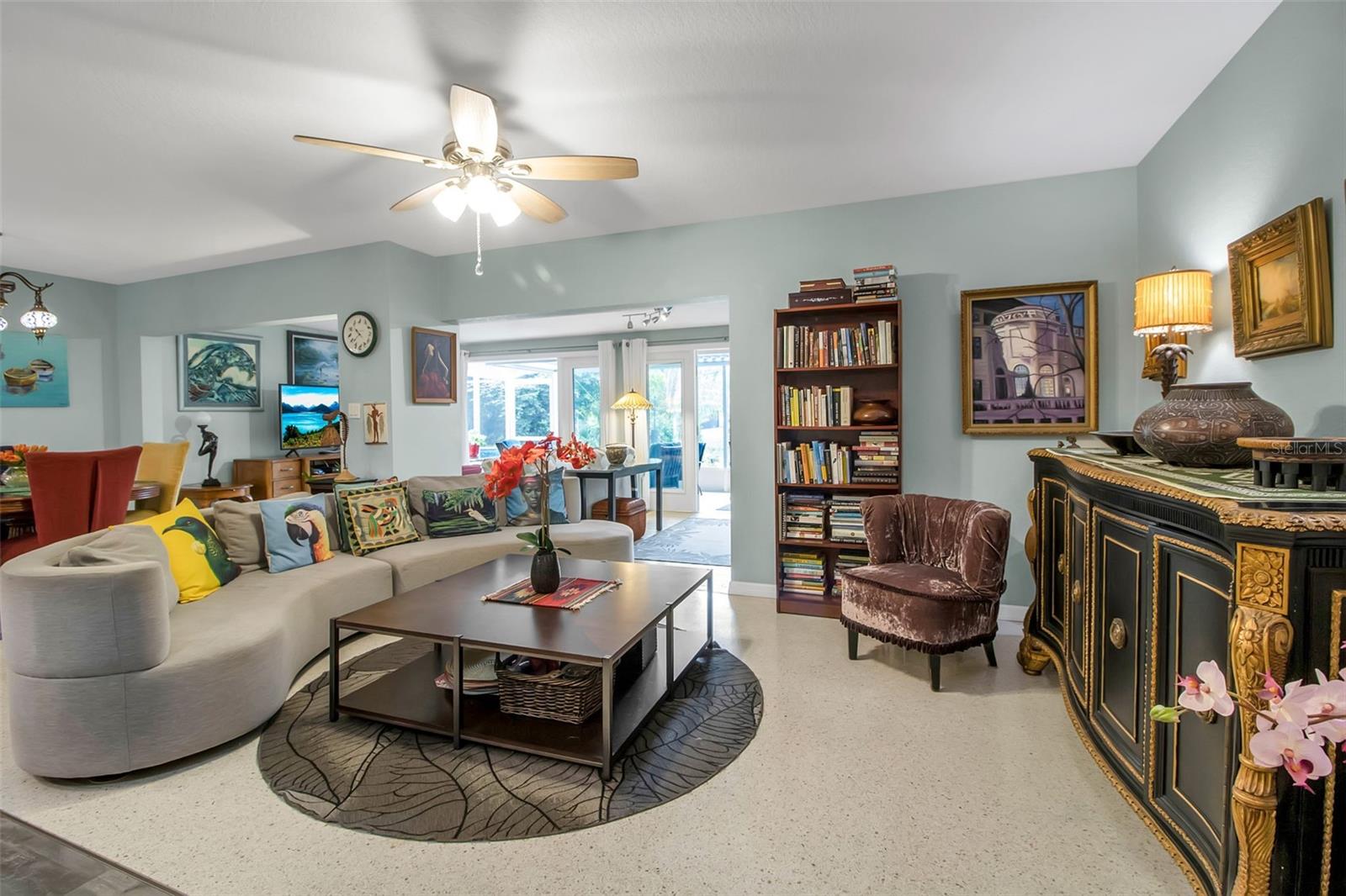 LAKE PARK - Residential